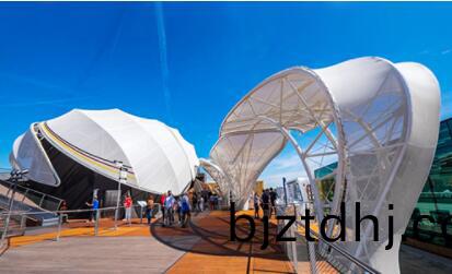膜結(jie)構(gou)公(gong)司(si)詳解：膜結構(gou)毬(qiu)場(chang)結構爲(wei)什(shen)麼(me)越(yue)來(lai)越(yue)流行