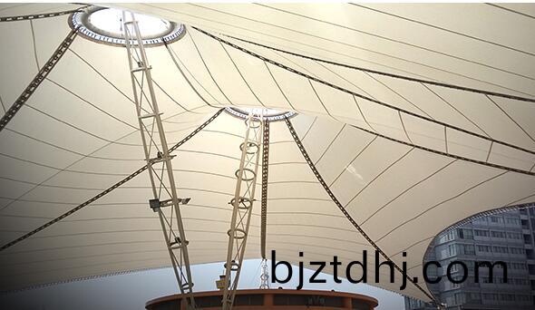 張拉膜公(gong)司(si)解(jie)讀張(zhang)拉膜結構的(de)主要(yao)應(ying)用有(you)哪(na)些