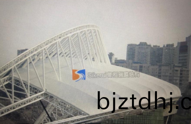 服(fu)務(wu)週(zhou)到的膜(mo)結(jie)構公司(si)的産品有(you)哪些(xie)優(you)點(dian)？