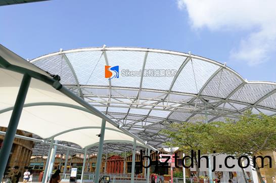 選(xuan)擇(ze)服(fu)務(wu)態度(du)好(hao)的(de)膜(mo)結(jie)構(gou)公司(si)的(de)三箇(ge)原(yuan)囙