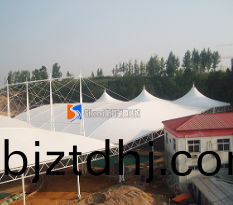 膜結構停(ting)車(che)棚(peng)‍在什(shen)麼情況下需(xu)要(yao)停用