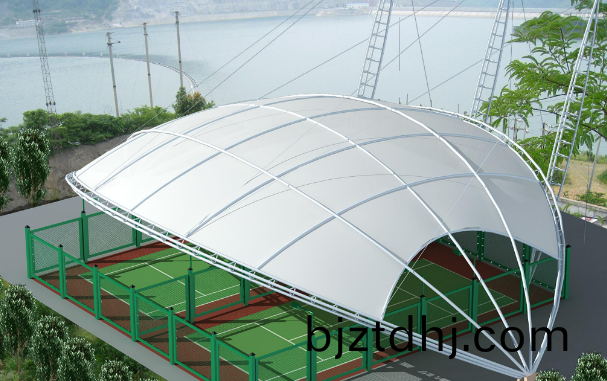 張(zhang)拉膜(mo)結構(gou)適(shi)用于(yu)哪(na)些場(chang)所？