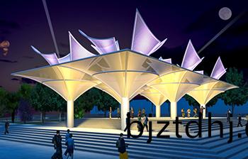 中(zhong)心廣(guang)場(chang)