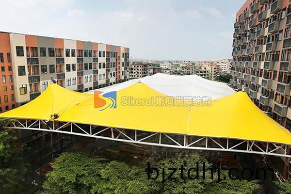 廣州(zhou)蘤都籃毬場膜結構項目