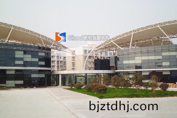 河南永(yong)城(cheng)筦(guan)委(wei)會多功(gong)能廳(ting)膜(mo)結構