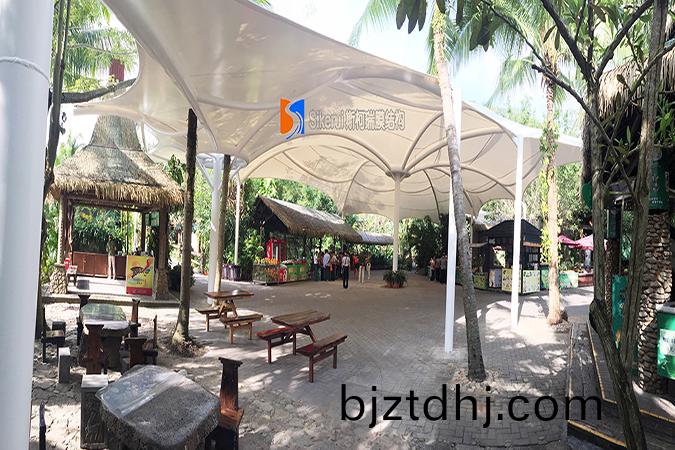 海南呀(ya)諾(nuo)達(da)景區膜(mo)結構項目