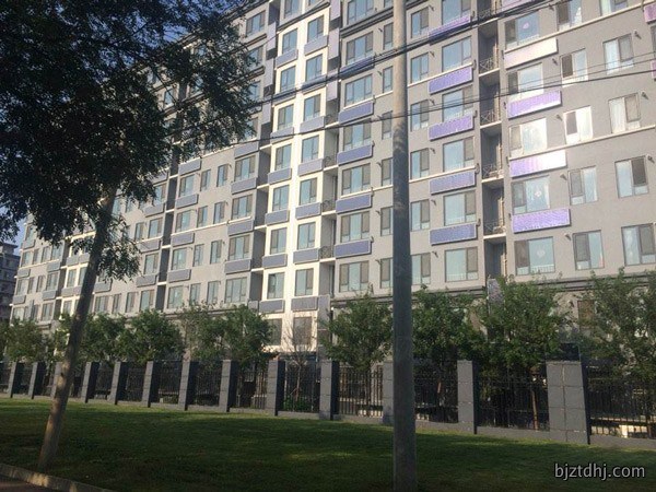 用混凝土浇筑暖心工程：太平洋搅拌站新建军队安置住房北京西北旺试点